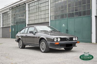 Alfa Romeo Alfetta GTV 2000