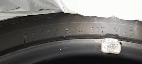 Volkswagen UP 4 Cerchi ferro con pneumatici