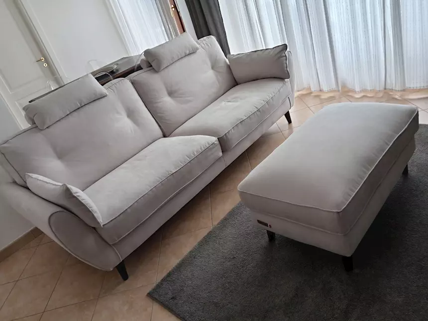 Vendesi divano, come nuovo