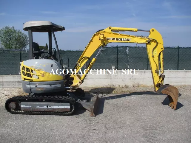 Foto 6New Holland E30.2SR Tipologia Escavatore