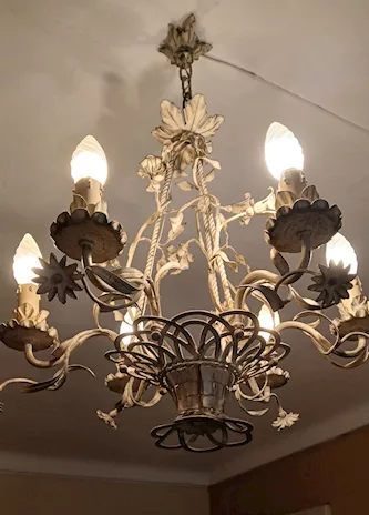 Lampadario ferro stile Fiorentino floreale, color crema - Anteprima 2