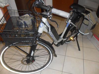 Bici Elettrica Atala 22 Cult 7.2 28 7V BL/GRY MT 4WC D45, unico proprietario - Foto 3