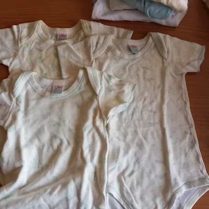 Abbigliamento - Foto 2