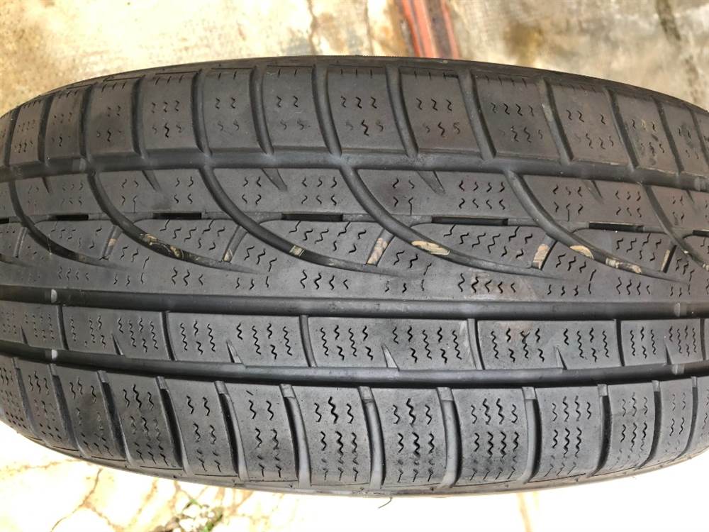 Pneumatici invernali Hankook 185/55 R15