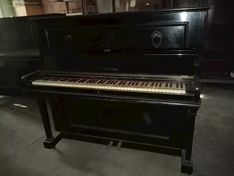 Pianoforte verticale italiano