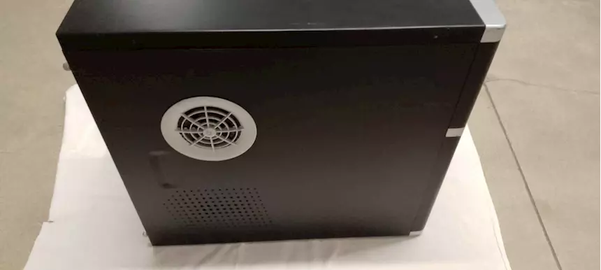 Foto 5Case computer HP con alimentatore