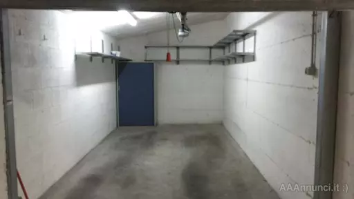 Box Auto 17 mq