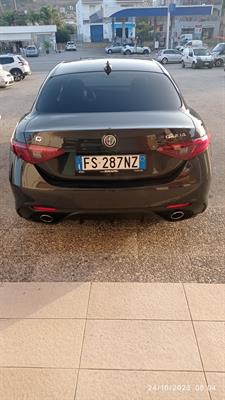 Alfa Romeo Q4 Veloce