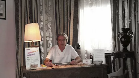 Massaggiatore qualificato per uomo e donna