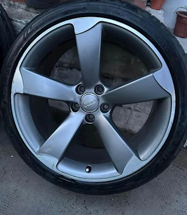 Cerchi in lega Audi