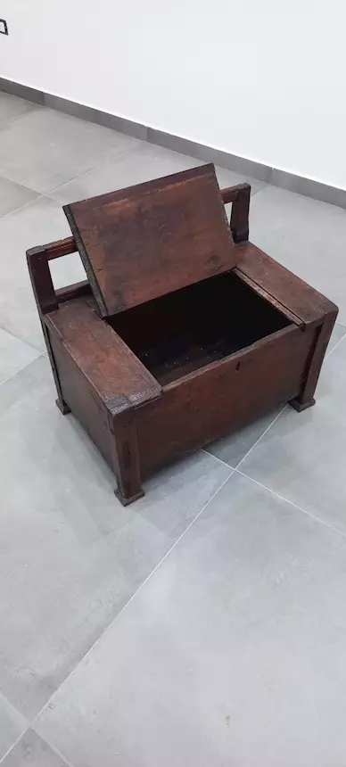 Antica cassapanca in legno - Foto 2