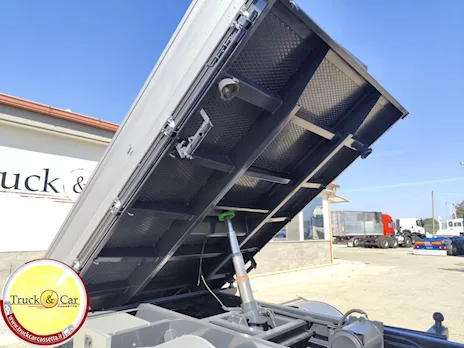 Iveco Daily 35C18 - 2020 - motore nuovo - ribaltabile trilaterale - Anteprima 7
