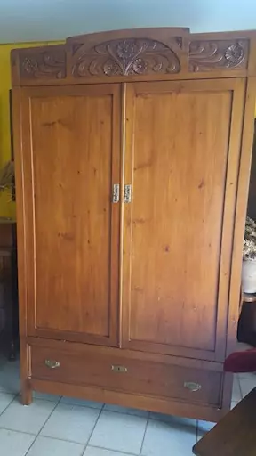 Armadio restaurato