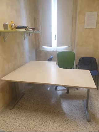 Scrivania dattilo angolare+ sedia