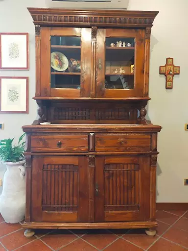 Credenza tirolese primi 900 Aperture
