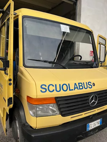 scuolabus Mercedes vario