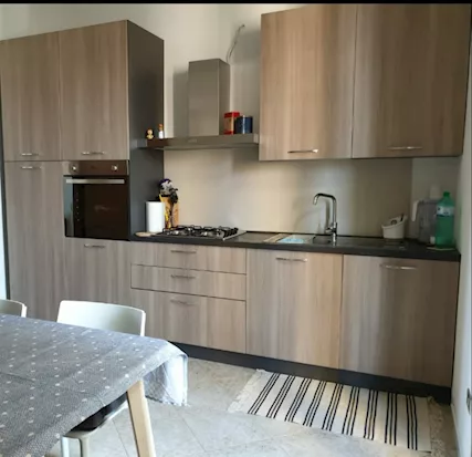 Cucina lineare 3,30 m, nuovissima