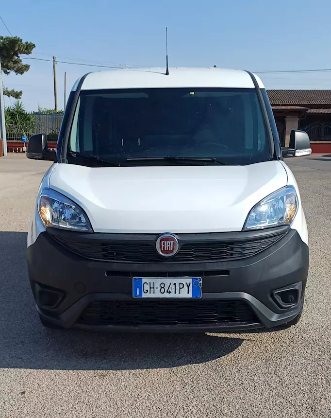 Foto 3Fiat Doblò Cargo CH1 Business 1.6 Mjet 105CV E6D Anno 2021, cambio manuale