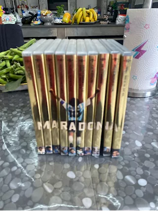 Collezione 10 DVD della storie di maradona