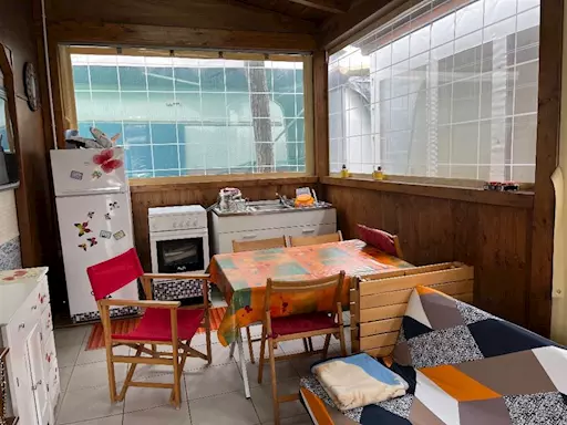 Roulotte con veranda in legno