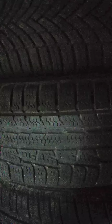 Foto 2Gomme auto miste da 13 in su 70%