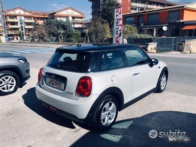 MINI Cooper 1.5 Cooper Hype STEPTRON - EURO 6 C 2018 Km 59000, cambio: automatico - Foto 4