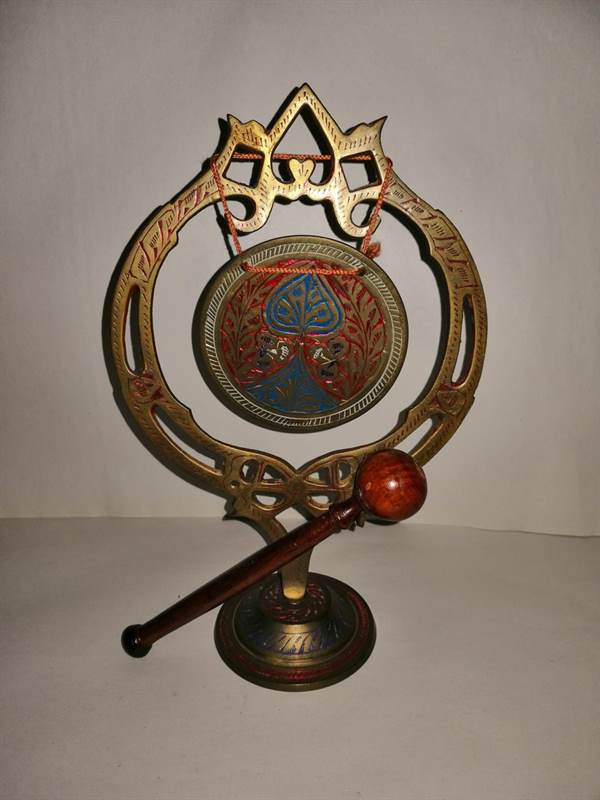 Gong orientale in ottone e smalto prodotto artigianalmente