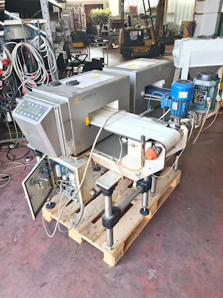 2 metal detector Sartorius usati