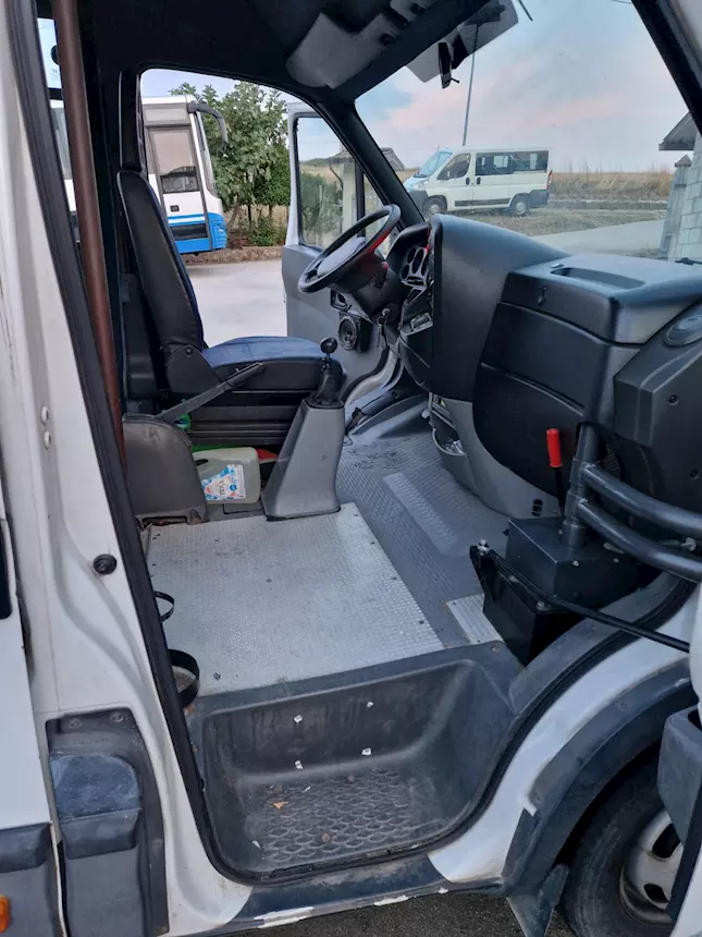 Foto 7Scuolabus 30 posti Marca Iveco Anno 2005 Euro 3