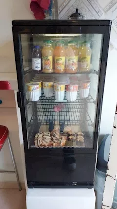 Frigo bibite piccolo nero del 2018 Metro