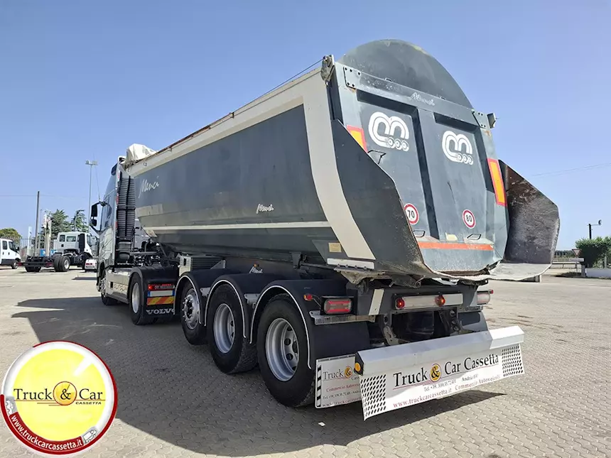 Foto 12Volvo FH 500 - 2015 - trattore con Impianto Idrauli Km 904549, marca MENCI