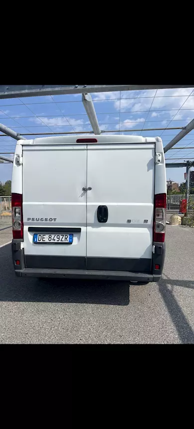 Foto 3Peugeot Modello boxer Anno 2008 Km 350000 Euro 4
