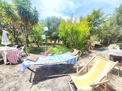 Santa Maria di Castellabate con giardino