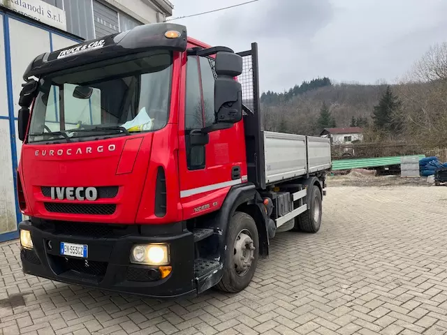 IVECO 140 E 25 2012 Cassone Ribaltabile Km 151000 Euro 5, ottime condizioni