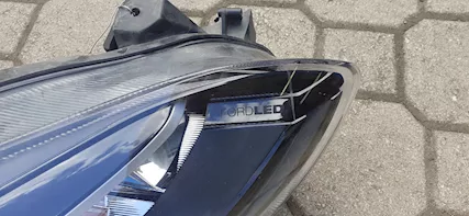 Proiettore anteriore destro Ford Fiesta - Foto 2