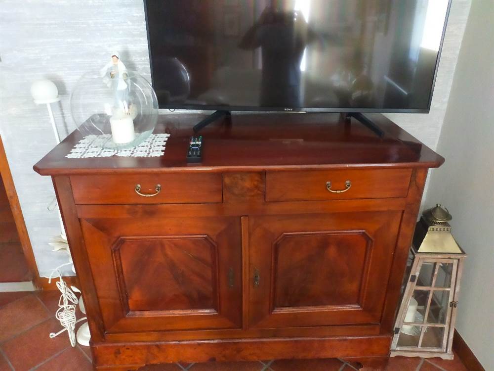 Disponibile subito Madia con inserti, ottimo stato - Foto 1