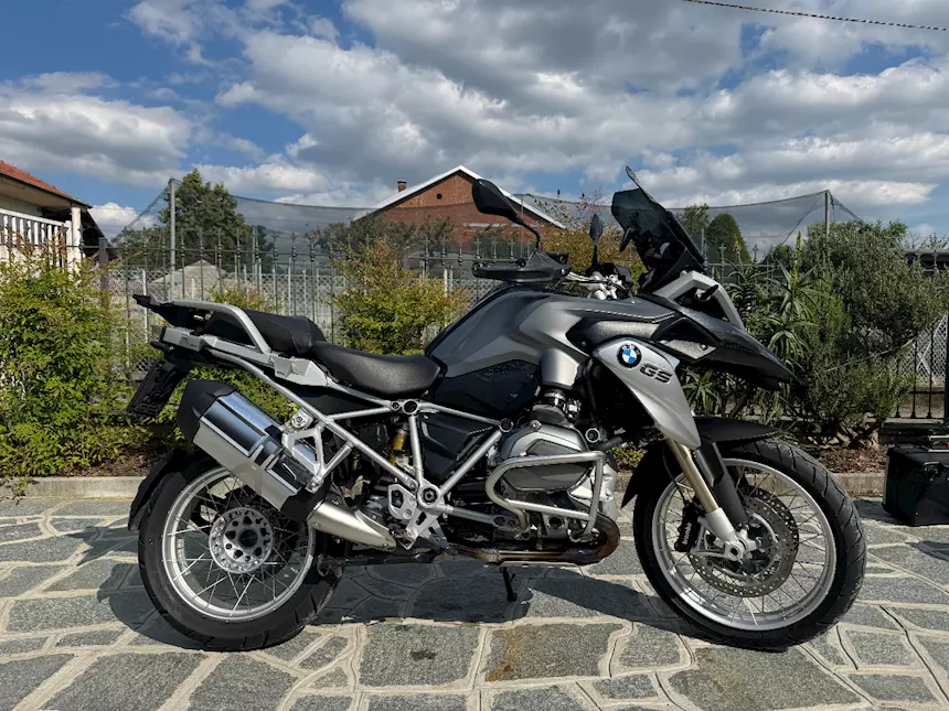 GS 1200 LC