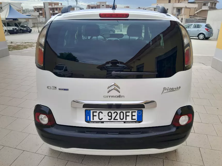 Citroën C3 Picasso 1.6 HDI Exclusive Anno 2016 Km 110000, pronta consegna - Foto 4
