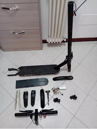 Ricambi monopattino elettrico vivobike v30
