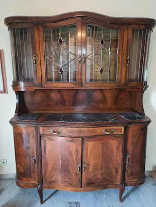 Privato vende credenza stile liberty