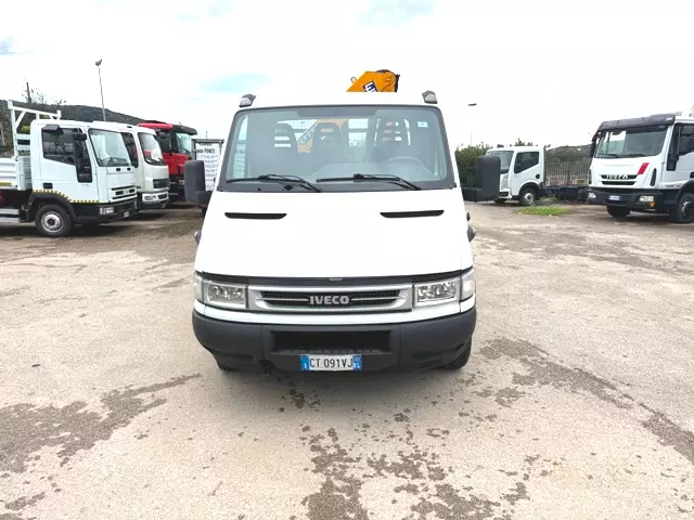 Foto 2 Camion Iveco Daily 35C17 ribaltabile e gru, marca Effer