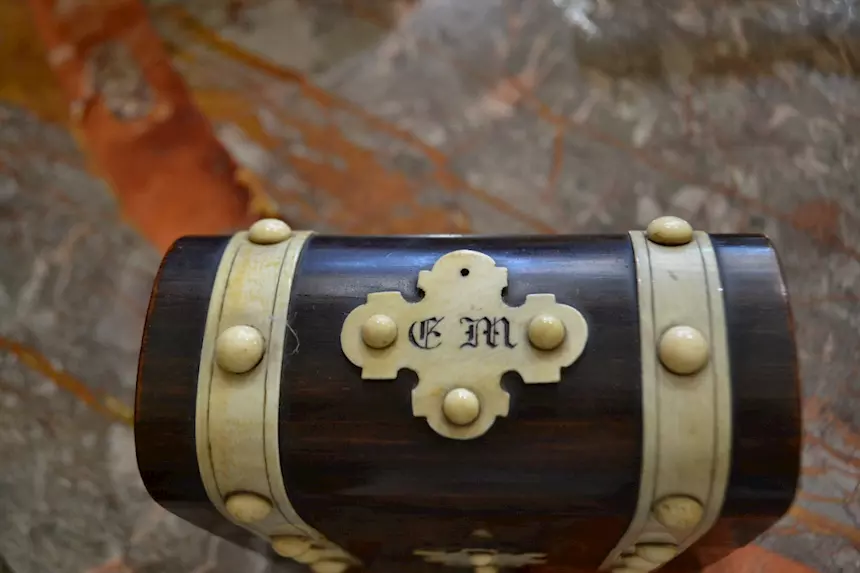 Cofanetto porta profumi XX secolo, in legno - Foto 8