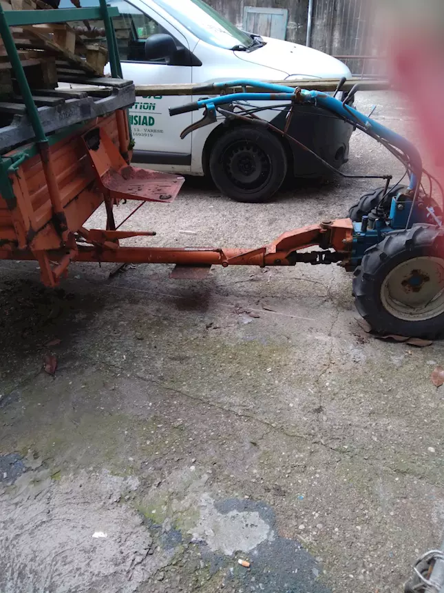 Foto 4 Trattore Marca Goldoni