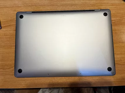 MacBook Pro 2019 16 Marca Apple, in ottime condizioni - Anteprima 2