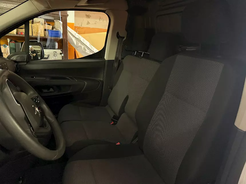 Foto 7Furgone Opel Combo Anno 2019 Km 74140, cilindrata 1.560