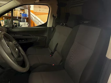 Furgone Opel Combo Anno 2019 Km 74140, cilindrata 1.560 - Anteprima 7