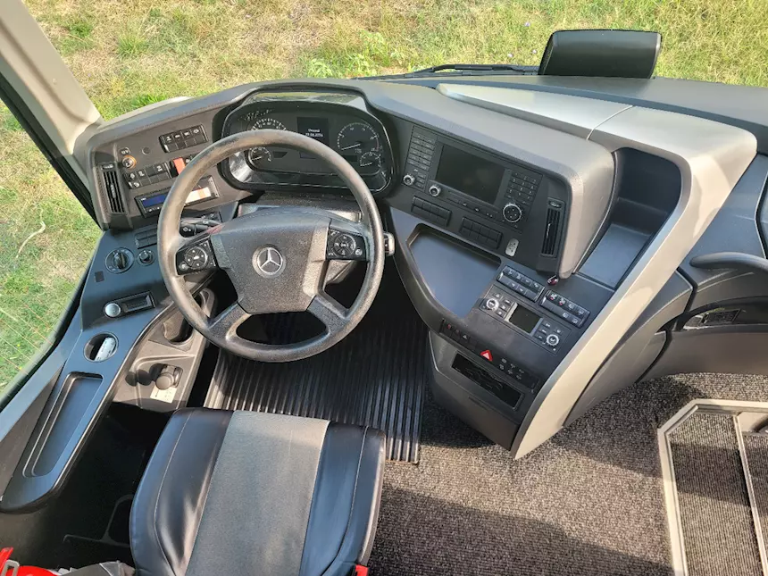 Foto 2New Tourismo Euro 6 Marca Mercedes Anno 2019 Km 480000, cambio automatico