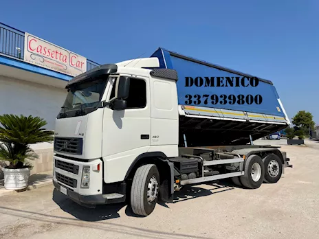 Volvo FH 12 460 con cassone rib. bil. 8 ton