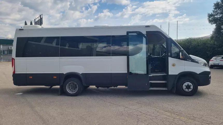 Foto 4Daily Line Euro 6 Marca Iveco Anno 2017, cambio manuale