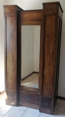Arte Decò armadio in noce intarsiato, in legno massello - Anteprima 1